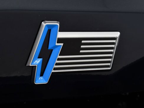 New 2025 Ford F150 Lightning Flash image 24