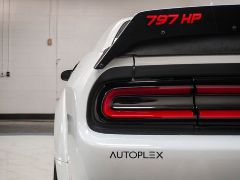 Used 2020 Dodge Challenger SRT Hellcat Redeye image 36