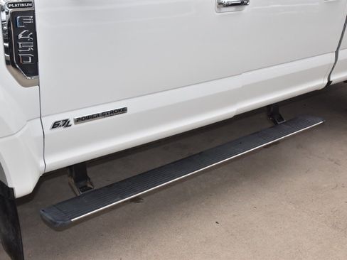 Used 2020 Ford F450 Platinum w/ FX4 Off-Road Package image 38