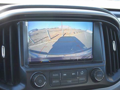 Used 2018 Chevrolet Colorado Z71 image 10