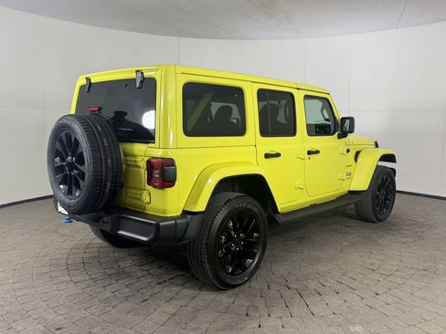 Used 2023 Jeep Wrangler Sahara w/ Cold Weather Group image 10