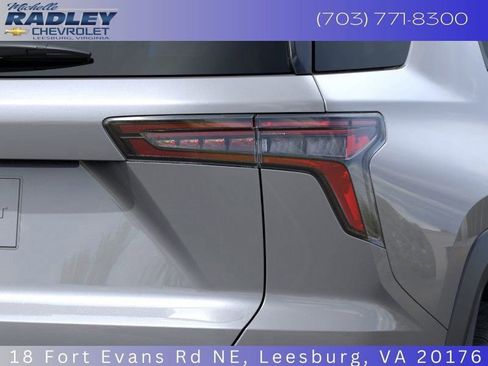 New 2025 Chevrolet Equinox LT image 11