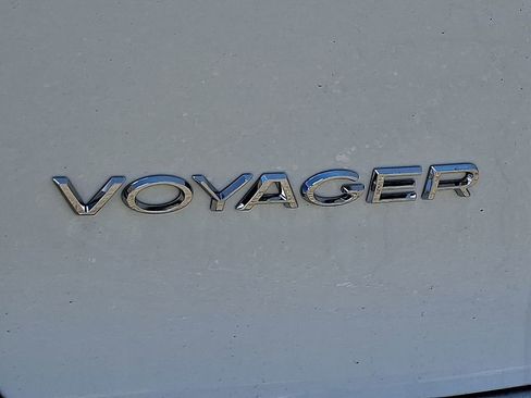New 2026 Chrysler Voyager LX FWD image 19