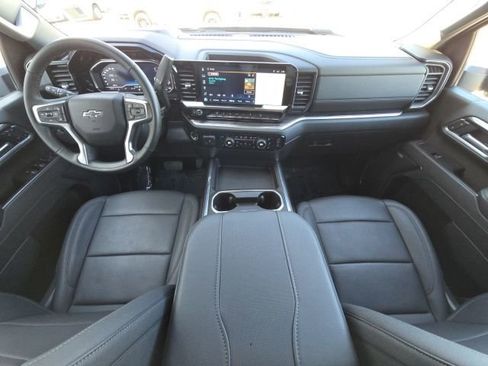 Used 2025 Chevrolet Silverado 3500 LTZ w/ LTZ Plus Package image 32