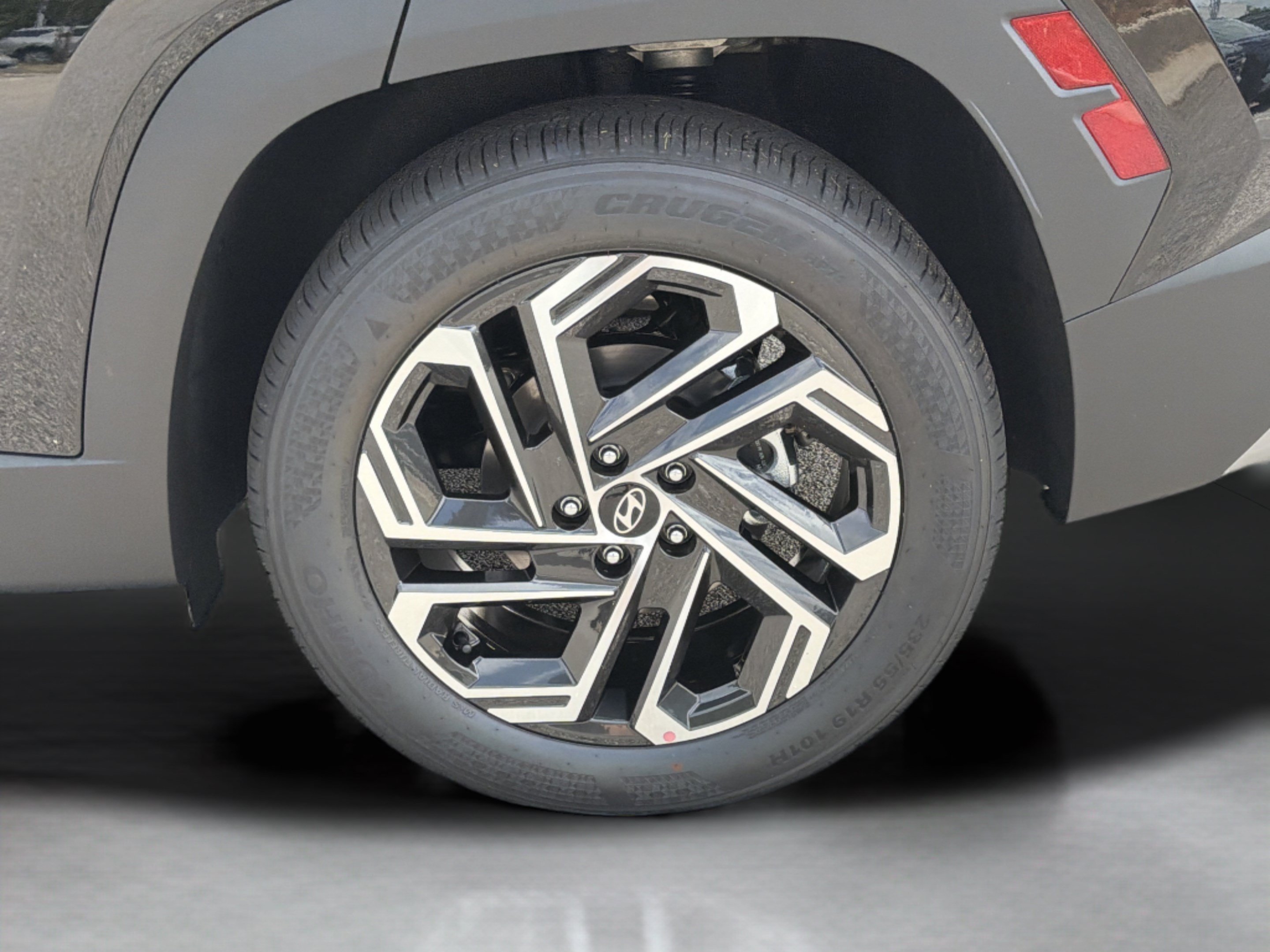 New 2026 Hyundai Tucson Limited FWD image 31