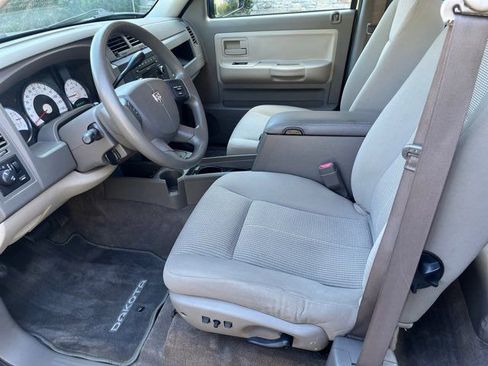 Used 2011 Dodge Dakota Big Horn image 19