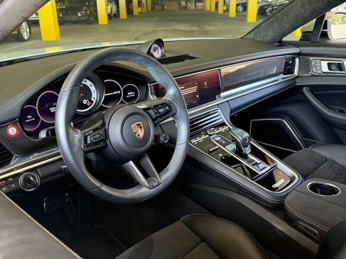 Certified 2023 Porsche Panamera GTS AWD/4WD image 11