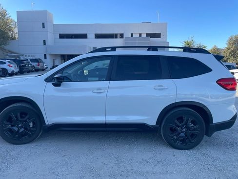 Used 2025 Subaru Ascent Onyx Edition w/ Onyx Package AWD/4WD image 6