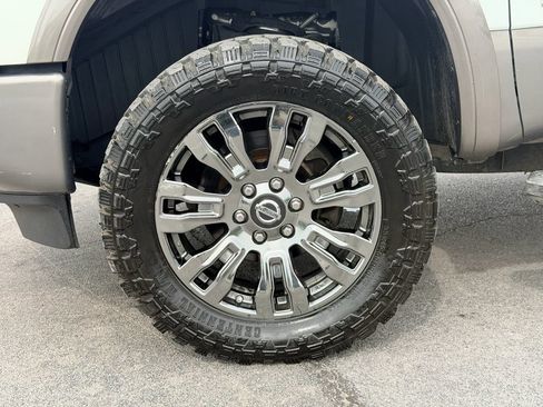 Used 2017 Nissan Titan Platinum Reserve AWD/4WD image 26