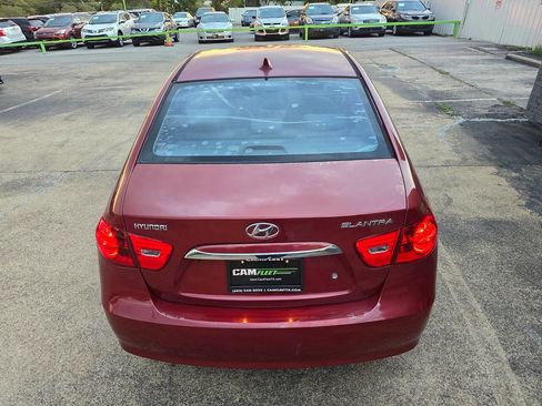 Used 2010 Hyundai Elantra GLS image 10