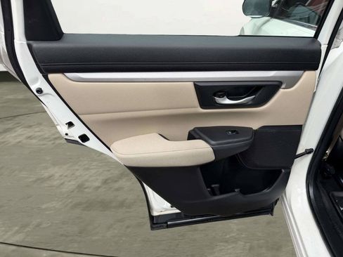 Used 2017 Honda CR-V LX image 23