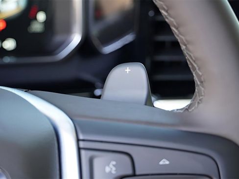 New 2026 GMC Sierra 1500 SLT image 27