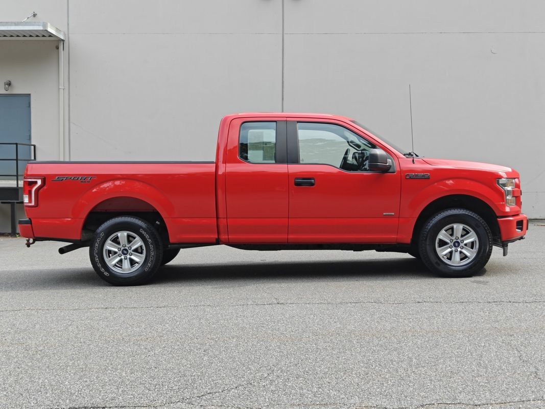 Used 2017 Ford F150 XL w/ Equipment Group 101A Mid AWD/4WD image 3