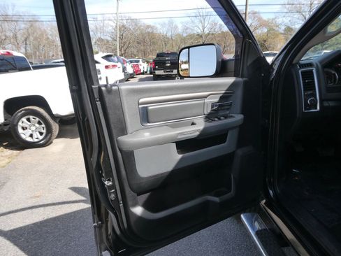 Used 2018 RAM 1500 Big Horn image 11