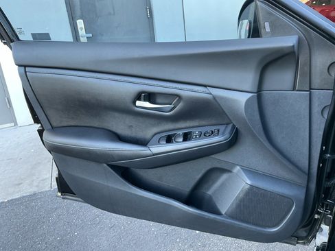 Used 2021 Nissan Sentra SV image 13