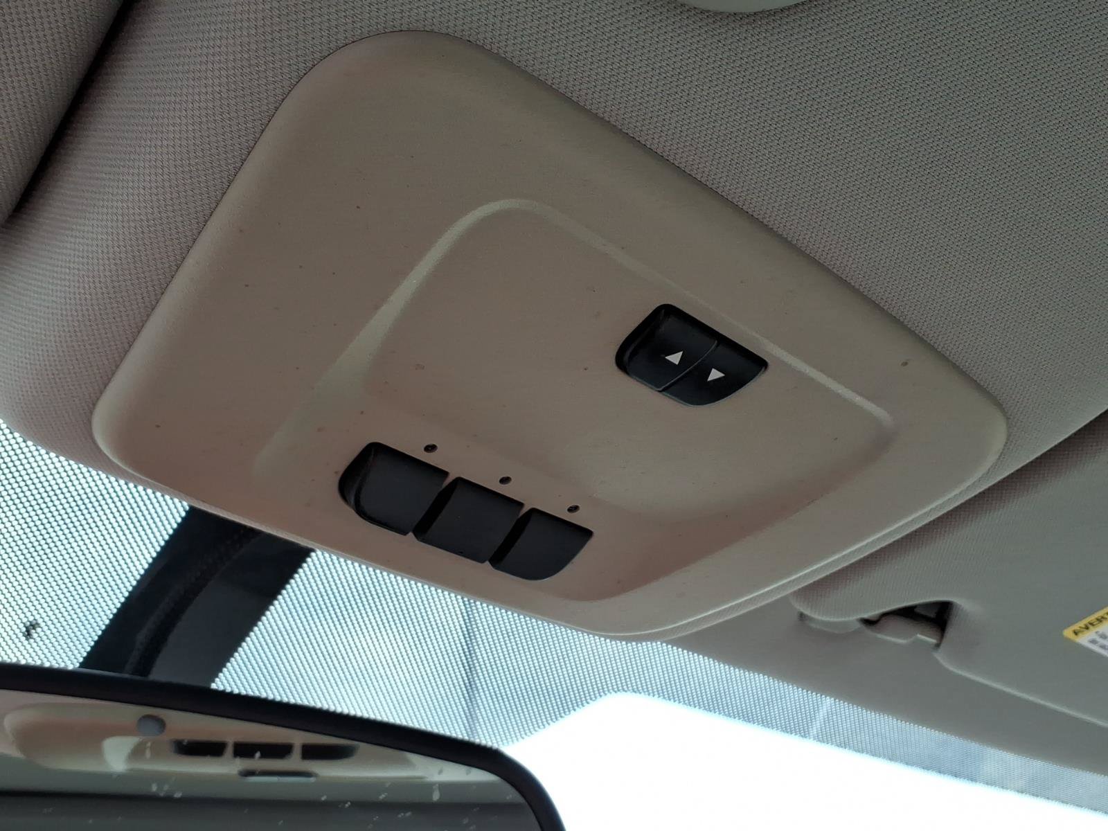 Used 2012 Chevrolet Impala LTZ FWD image 14