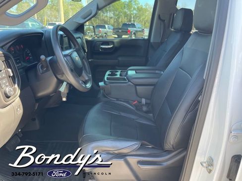 Used 2021 Chevrolet Silverado 1500 Custom image 10