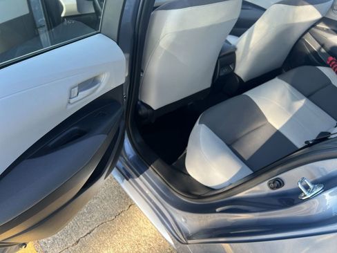 Used 2024 Toyota Corolla LE image 21