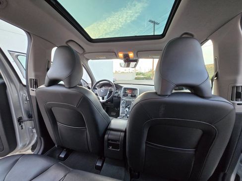 Used 2015 Volvo XC60 T5 Premier image 31
