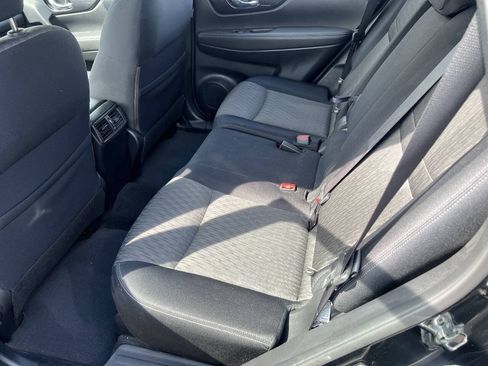 Used 2017 Nissan Rogue S AWD/4WD image 23