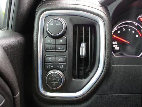 Used 2022 Chevrolet Silverado 1500 RST w/ Safety Package AWD/4WD image 27
