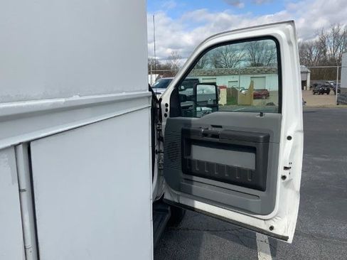 Used 2015 Ford F450 XL w/ Power Equipment Group RWD image 24