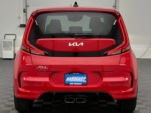 Used 2022 Kia Soul Turbo FWD image 9