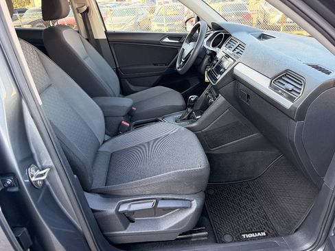 Used 2019 Volkswagen Tiguan S w/ Driver Assistance Package FWD image 33