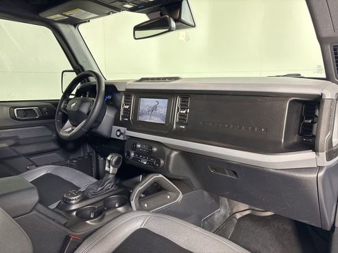 Used 2023 Ford Bronco Big Bend w/ Sasquatch Package image 13