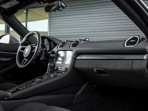 Used 2025 Porsche 718 Boxster Spyder RS image 39