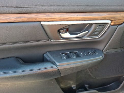 Used 2017 Honda CR-V EX-L image 12