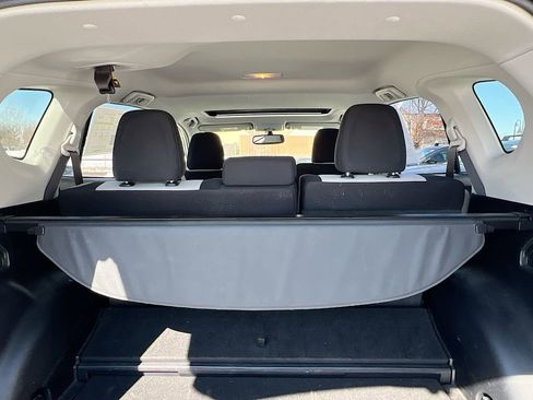 Used 2016 Toyota RAV4 XLE image 26