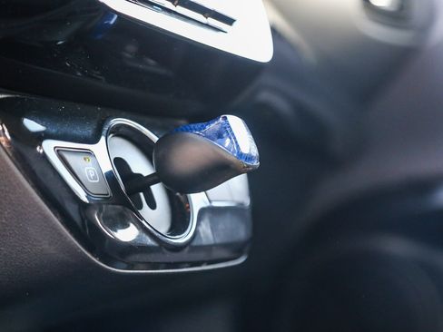 Certified 2020 Toyota Prius L Eco image 22