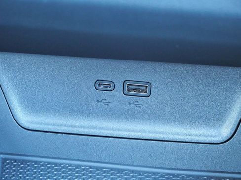 New 2026 Chevrolet Equinox RS w/ Convenience Package III image 24