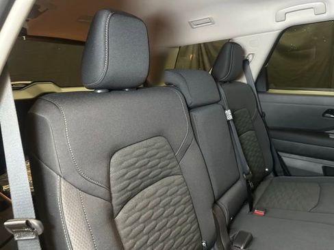 New 2026 Nissan Pathfinder SV AWD/4WD image 18