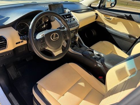 Used 2015 Lexus NX 200t FWD image 11