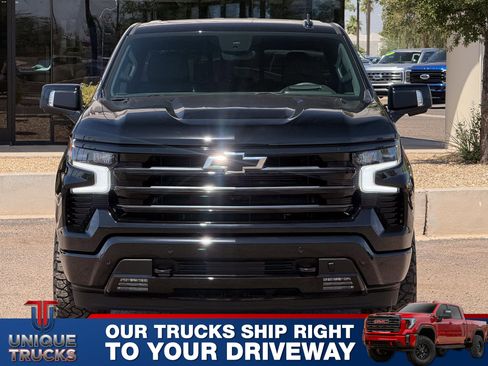 Used 2026 Chevrolet Silverado 1500 High Country w/ Midnight Edition AWD/4WD image 2