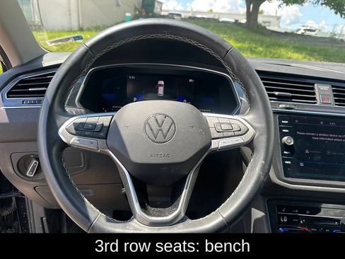 Used 2023 Volkswagen Tiguan SE FWD image 14