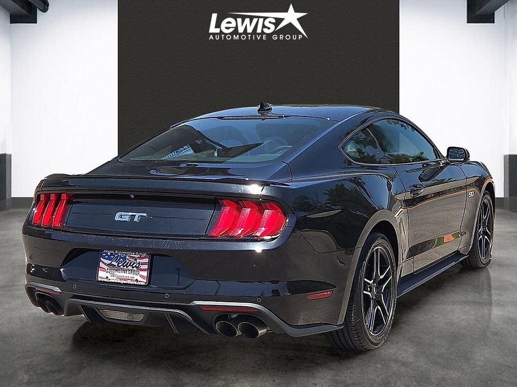 Used 2020 Ford Mustang GT RWD image 4