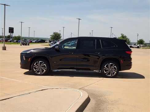 New 2025 Buick Enclave Sport Touring w/ Super Cruise Package image 4