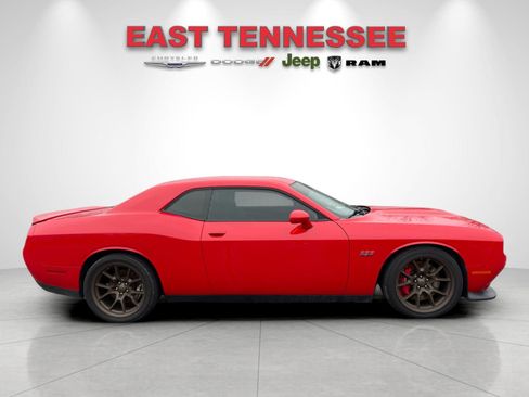 Used 2017 Dodge Challenger SRT w/ Technology Group image 2