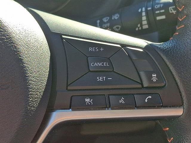 Certified 2023 Nissan Kicks SR FWD image 23
