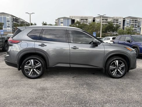 Used 2024 Nissan Rogue SL w/ SL Premium Package FWD image 6
