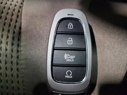 Used 2022 Hyundai Santa Fe SEL image 32