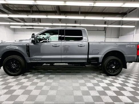 Used 2026 Ford F250 Lariat w/ Black Appearance Package AWD/4WD image 13