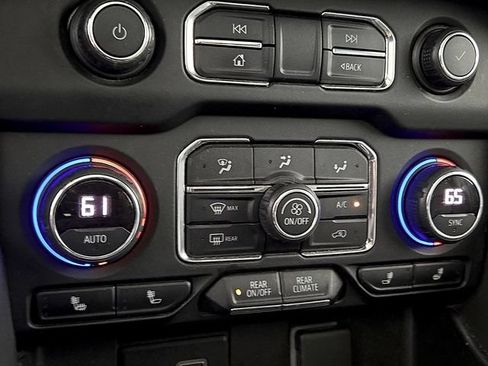 Used 2021 Chevrolet Tahoe LT RWD image 18