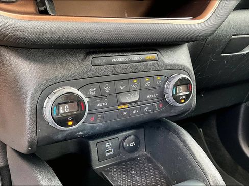 Used 2021 Ford Bronco Sport Outer Banks AWD/4WD image 4