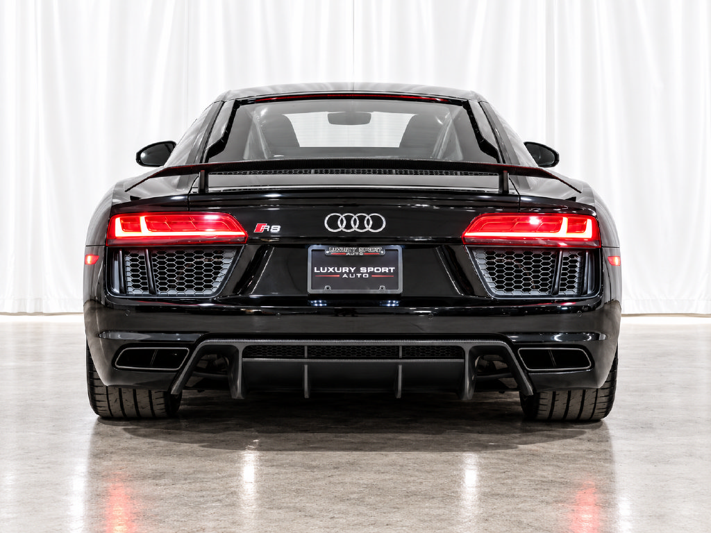 Used 2017 Audi R8 V10 plus AWD/4WD image 4