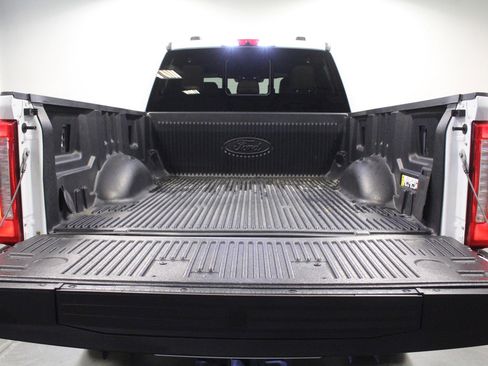 Used 2024 Ford F250 Lariat w/ Chrome Package image 14