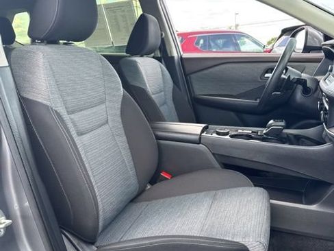 Certified 2023 Nissan Rogue SV AWD/4WD image 13